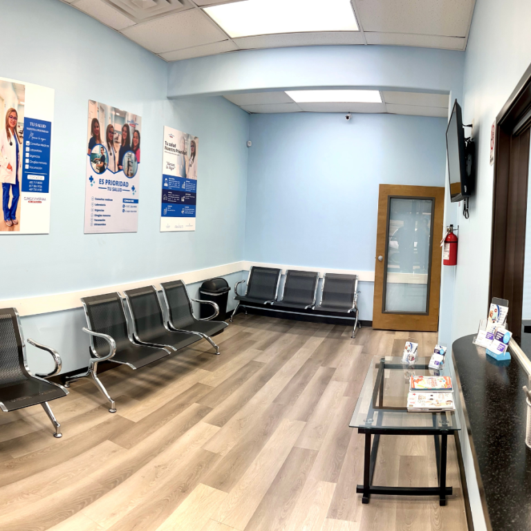 clínica hispana en Dallas